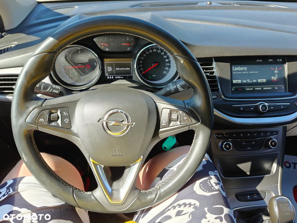 Opel Astra 1.6 CDTI Sport - 20