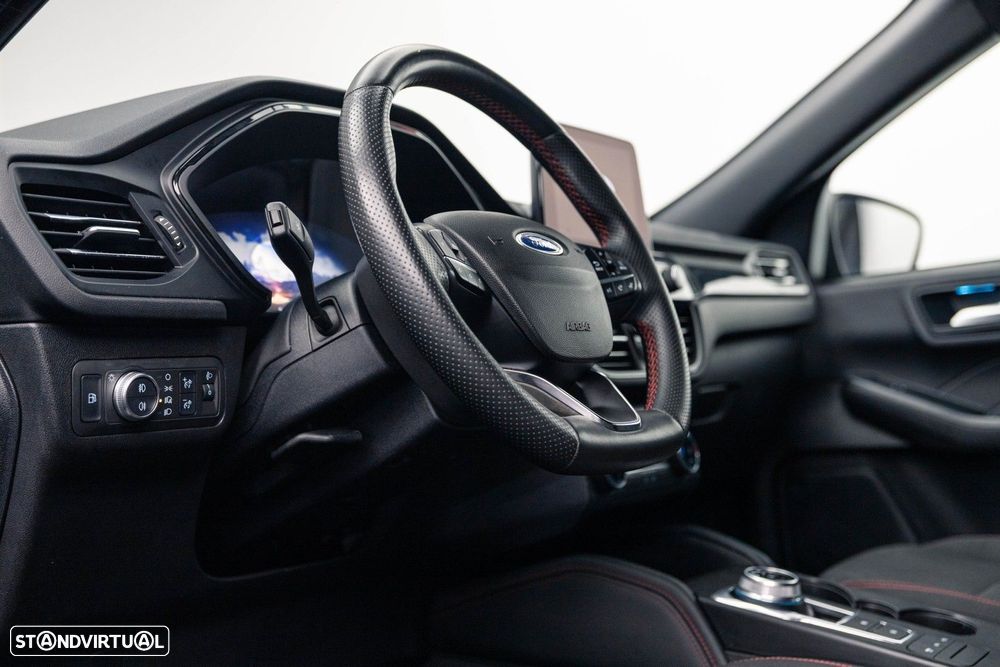 Ford Kuga 2.5 PHEV ST-Line - 24