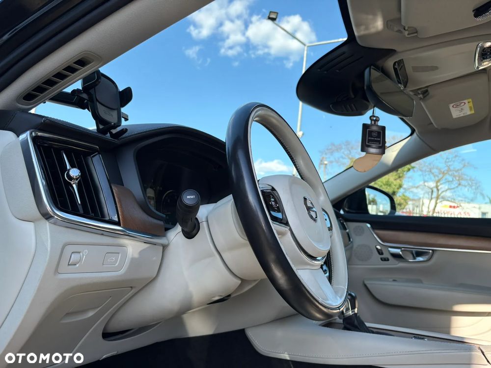 Volvo S90 D5 SCR AWD Inscription - 9