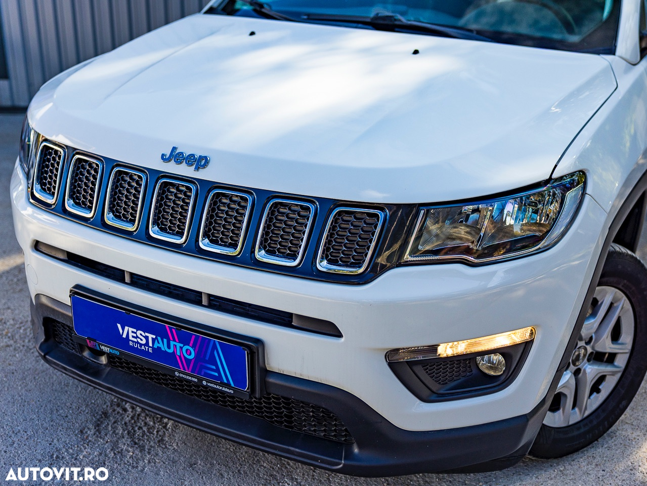 Jeep Compass 2.0 M-Jet 4x4 AT Longitude - 38