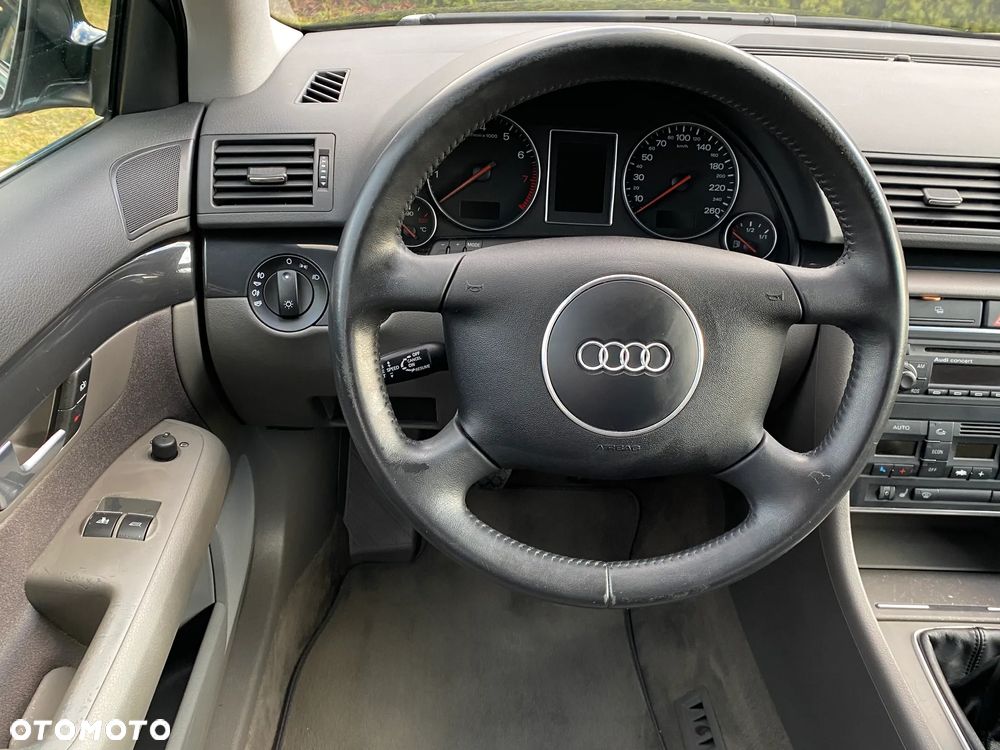 Audi A4 Avant 1.8T - 14