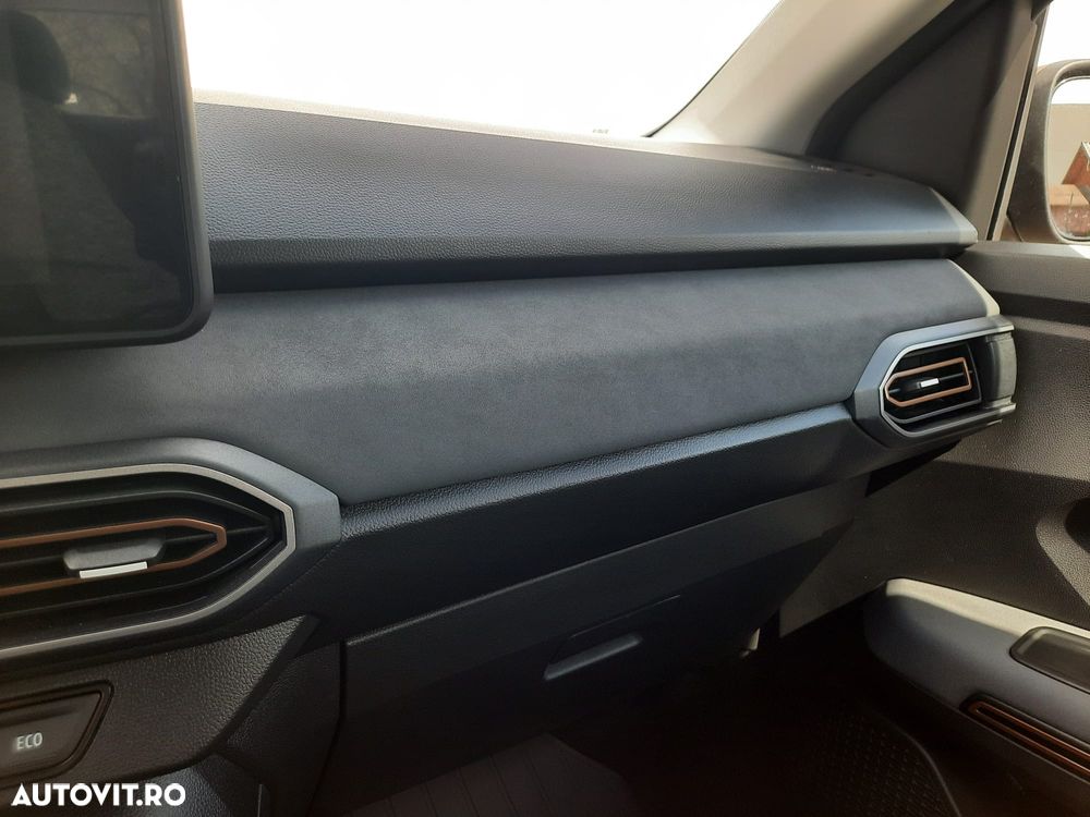 Dacia Sandero Stepway ECO-G 100 MT6 Extreme - 12