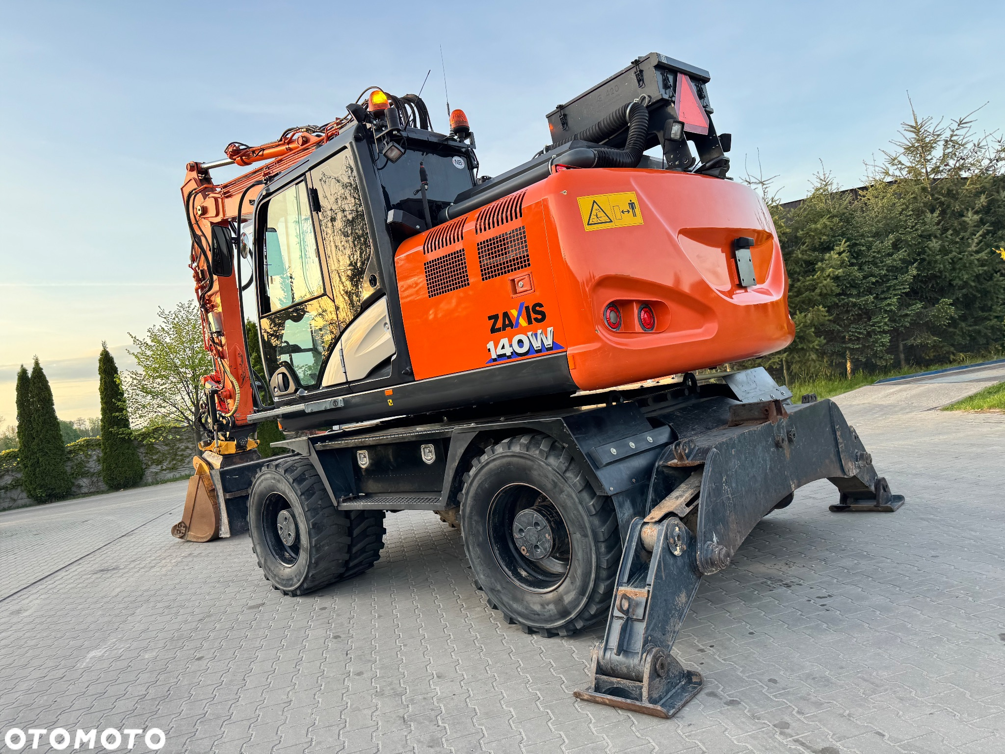 Hitachi ZX140W-6 / ZX 140 W - 3