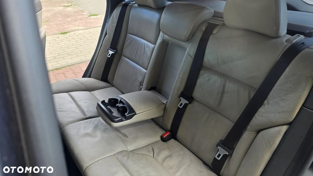 Volvo V50 1.6D Summum - 28