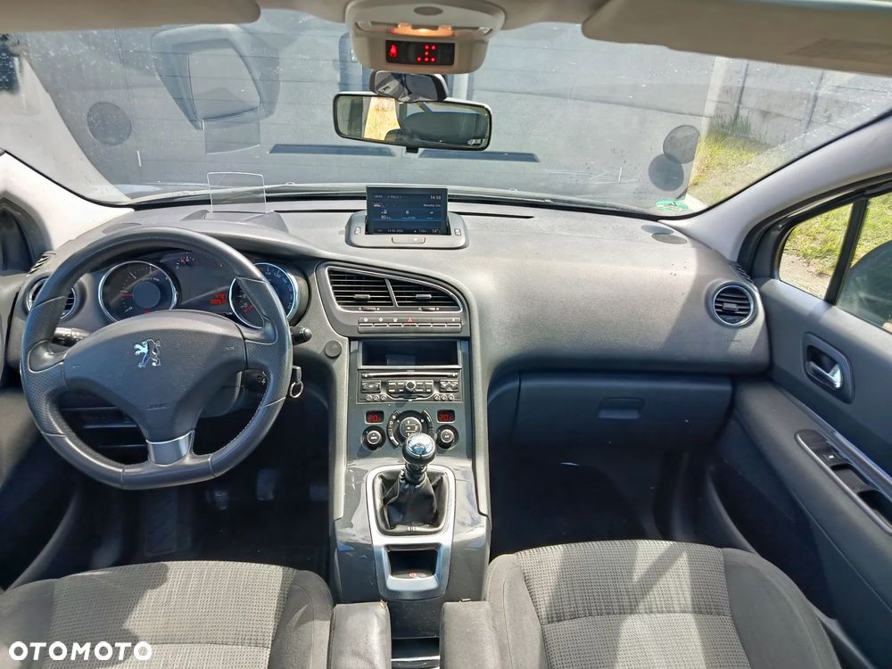Peugeot 5008 2.0 HDi Family 7os - 9