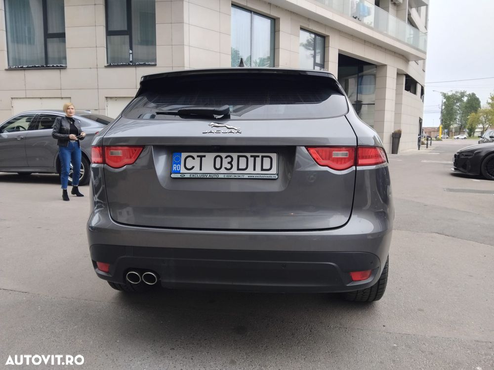 Jaguar F-Pace - 2
