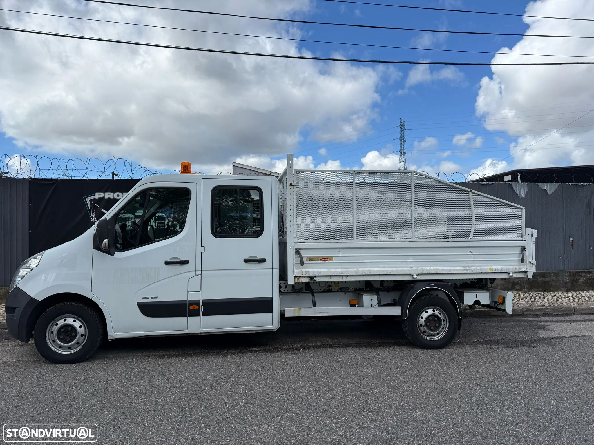 Renault Master 2.3 BASCULANTE - 18