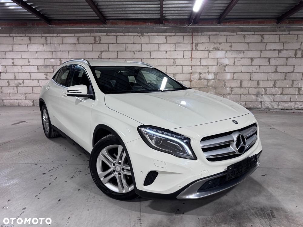 Mercedes-Benz Gla 2015 photo 3