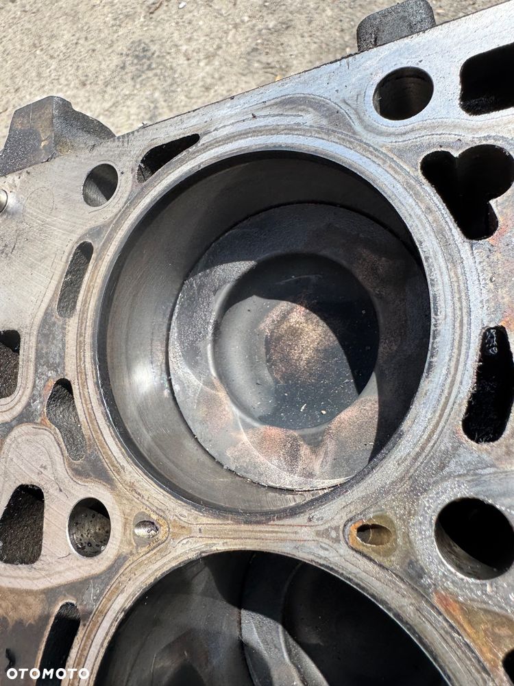 Volkswagen Touran 3 / DXP dół silnika blok wał korby komplet skoda audi 2.0 Tdi blok silnika dół silnika - 10