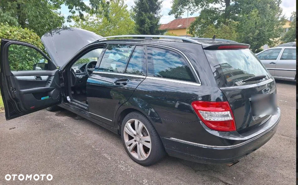 Mercedes-Benz Klasa C 180 T Kompressor BlueEFFICIENCY Elegance