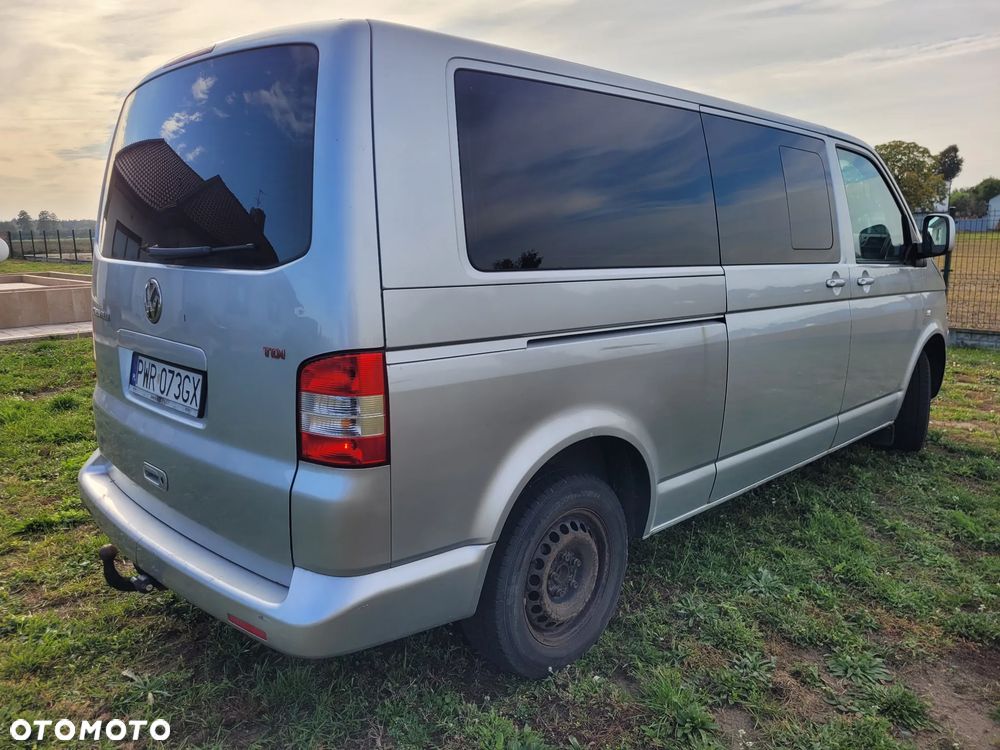 Volkswagen Caravelle - 6