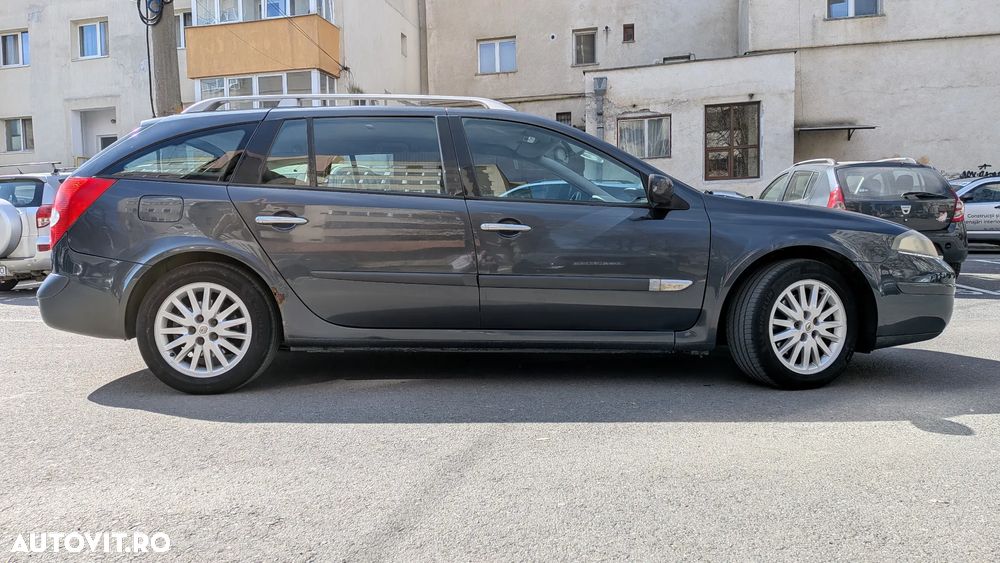 Renault Laguna 2.0 dCi FAP Privilege - 5