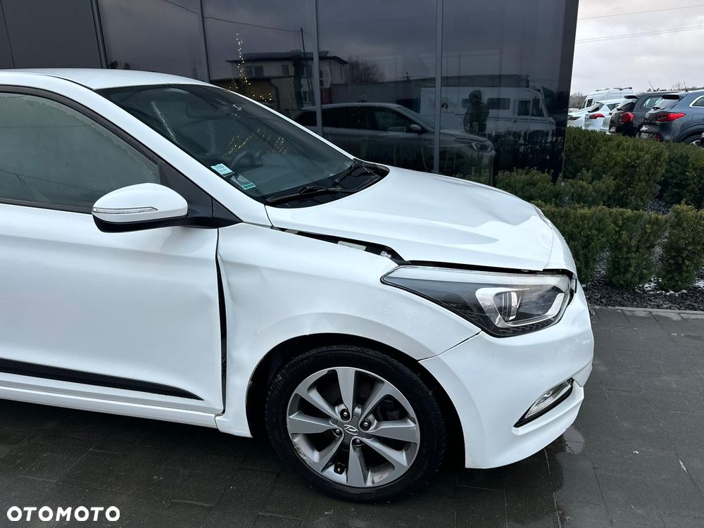 Hyundai i20 - 12