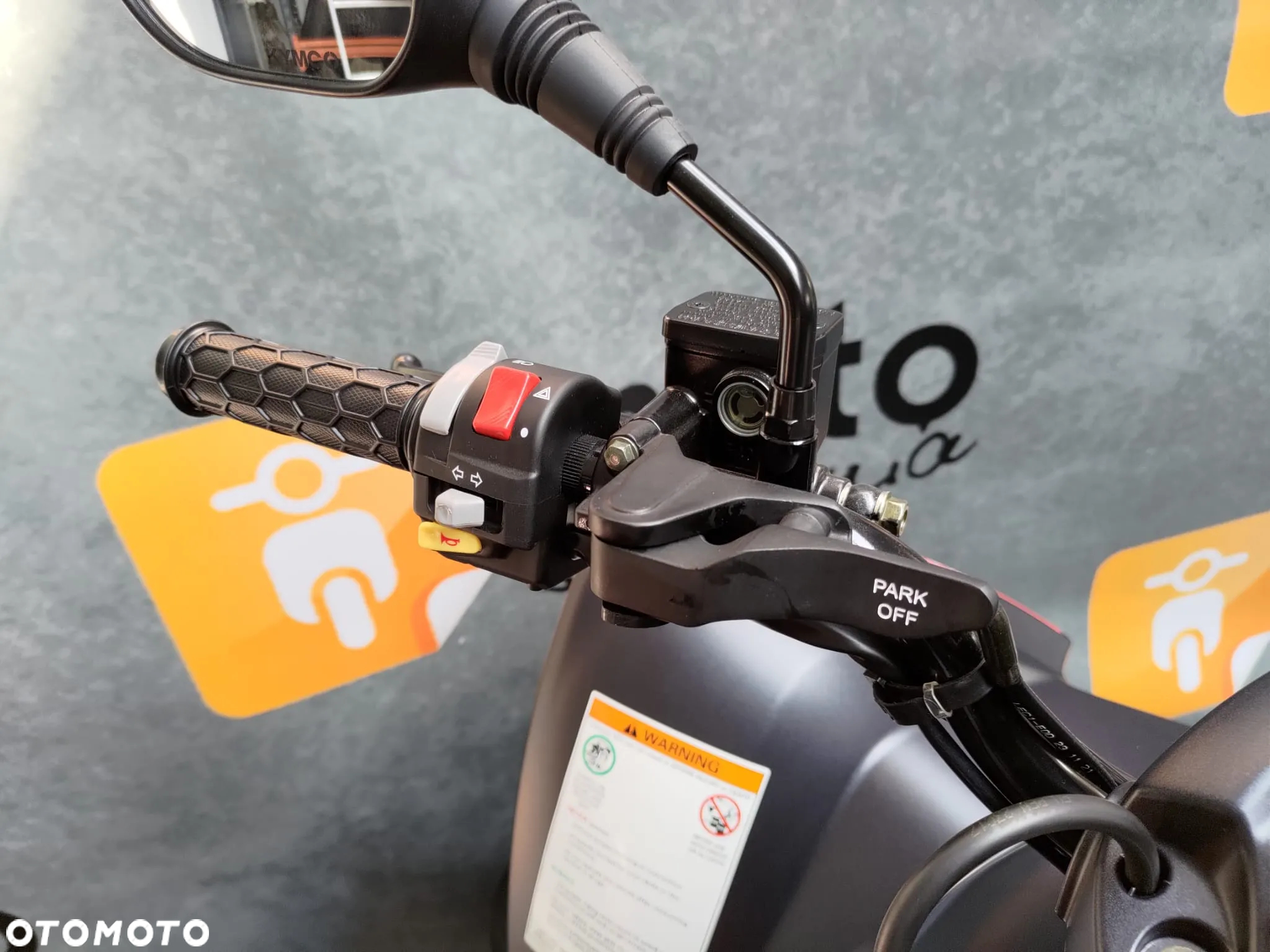 Kymco Maxxer - 11