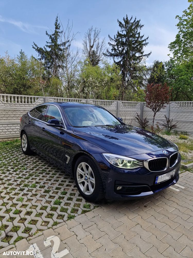 BMW Seria 3 320d xDrive - 2