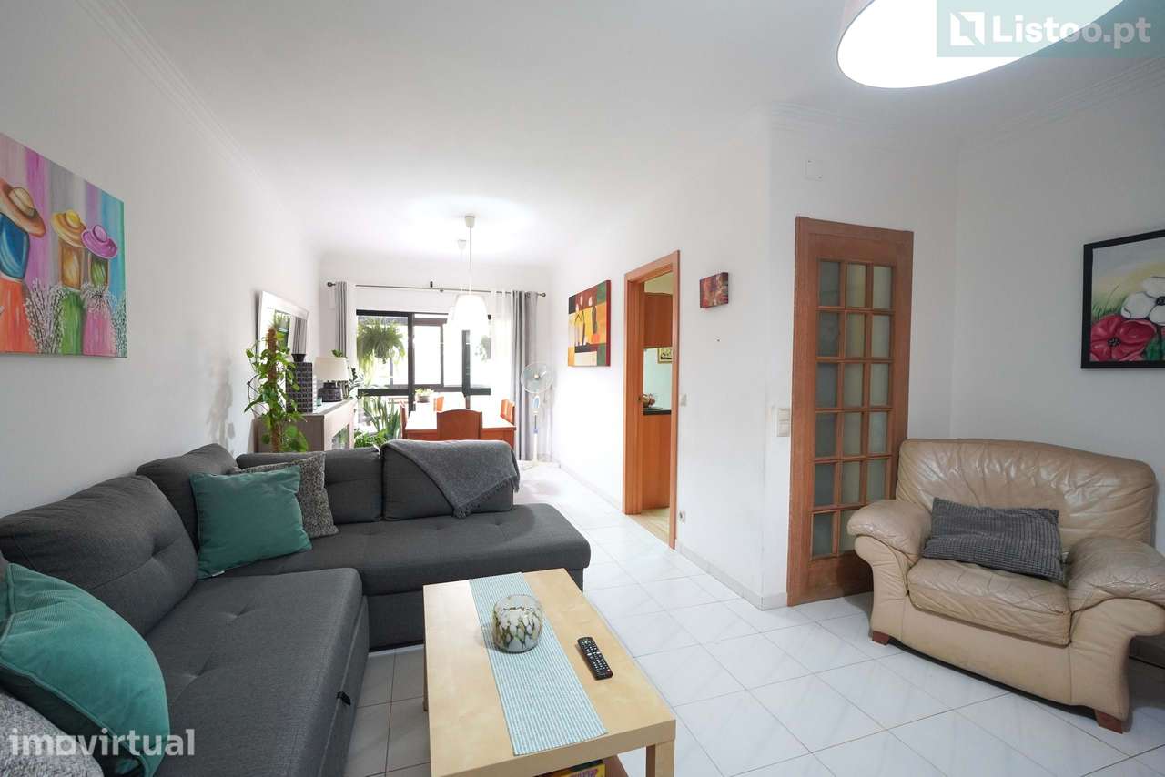 Apartamento T2+1 com Garagem Box na Quinta do Barão, Carcavelos - Grande imagem: 2/41