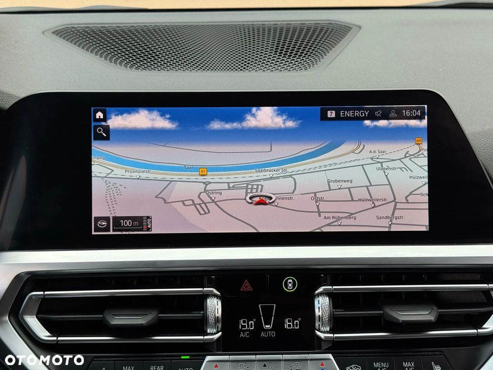 BMW Seria 3 320d Sport Line Shadow sport - 13