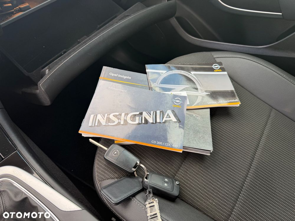 Opel Insignia 1.8 Design Edition - 22