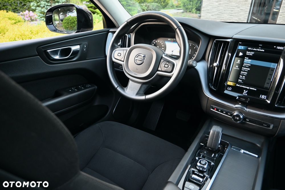 Volvo XC 60 D4 Geartronic Momentum Pro - 19