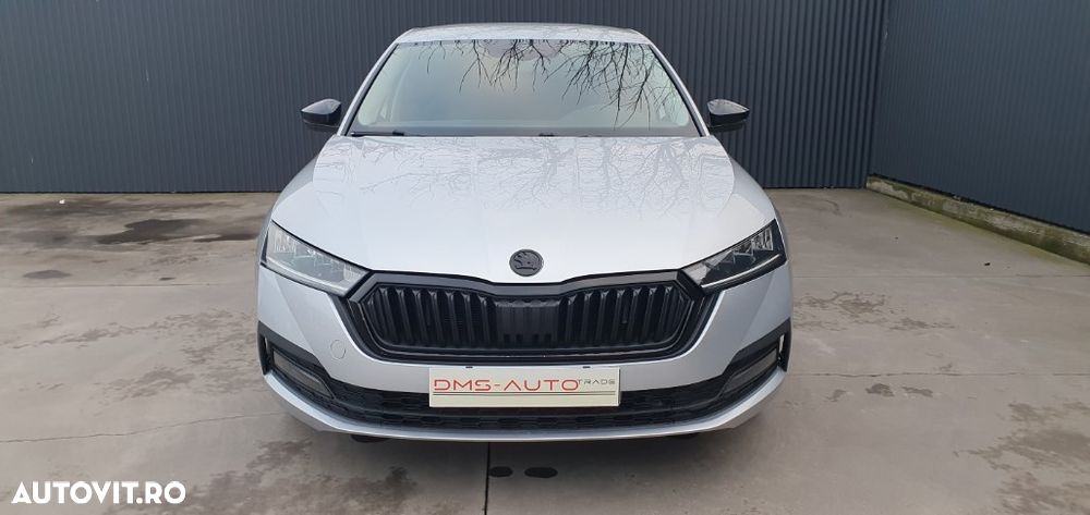 Skoda Octavia 2.0 TDI DSG Ambition - 2