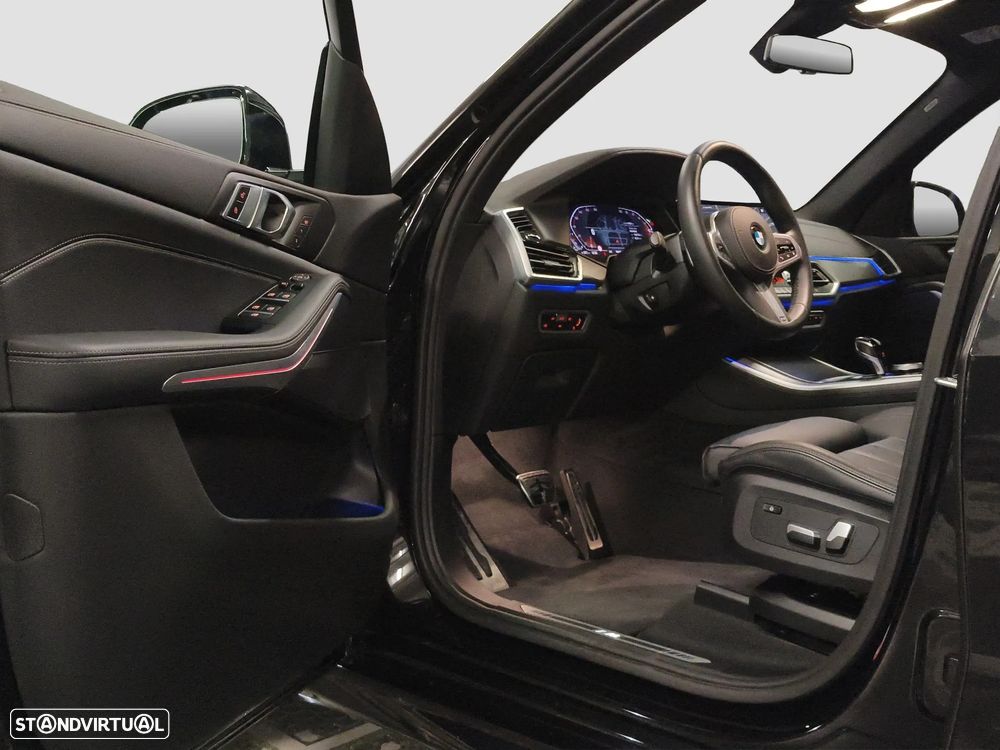 BMW X5 30 d xDrive Pack M - 9