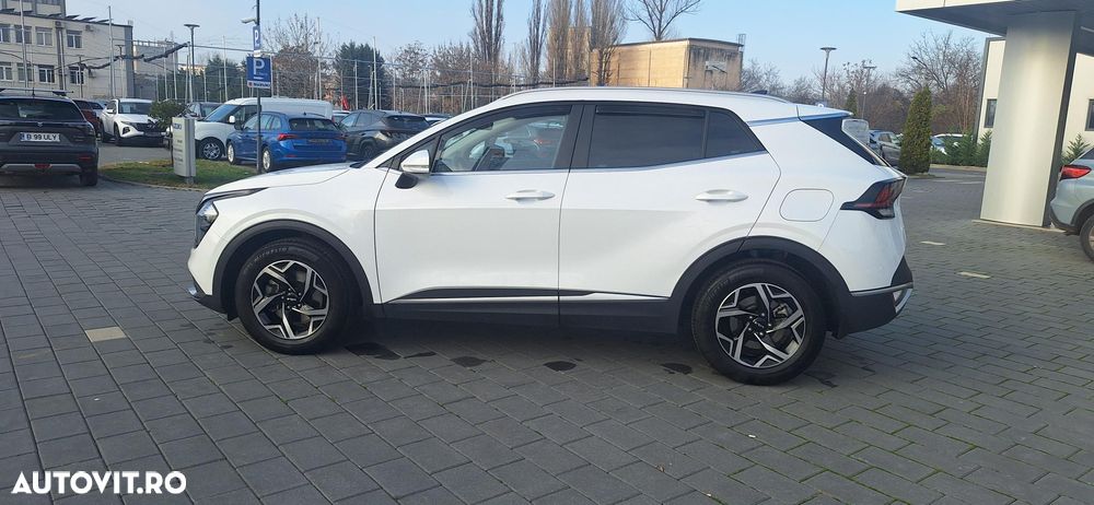 Kia Sportage 1.6 T-GDI 7DCT HP 4x2 MHEV Urban - 4