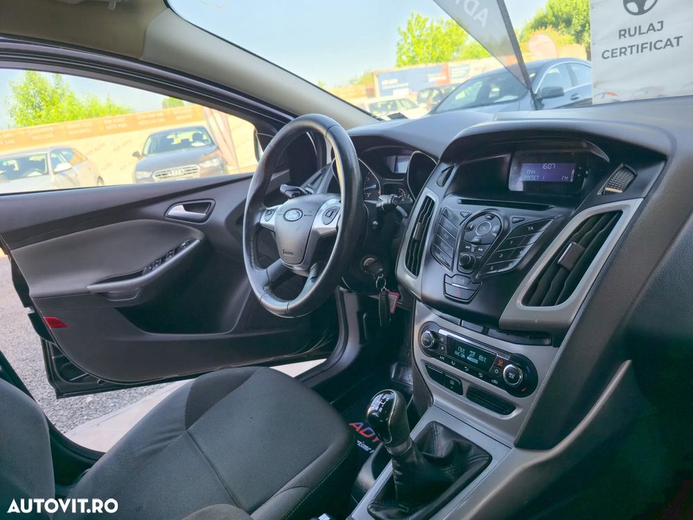 Ford Focus 1.6 Ti-VCT Trend - 12