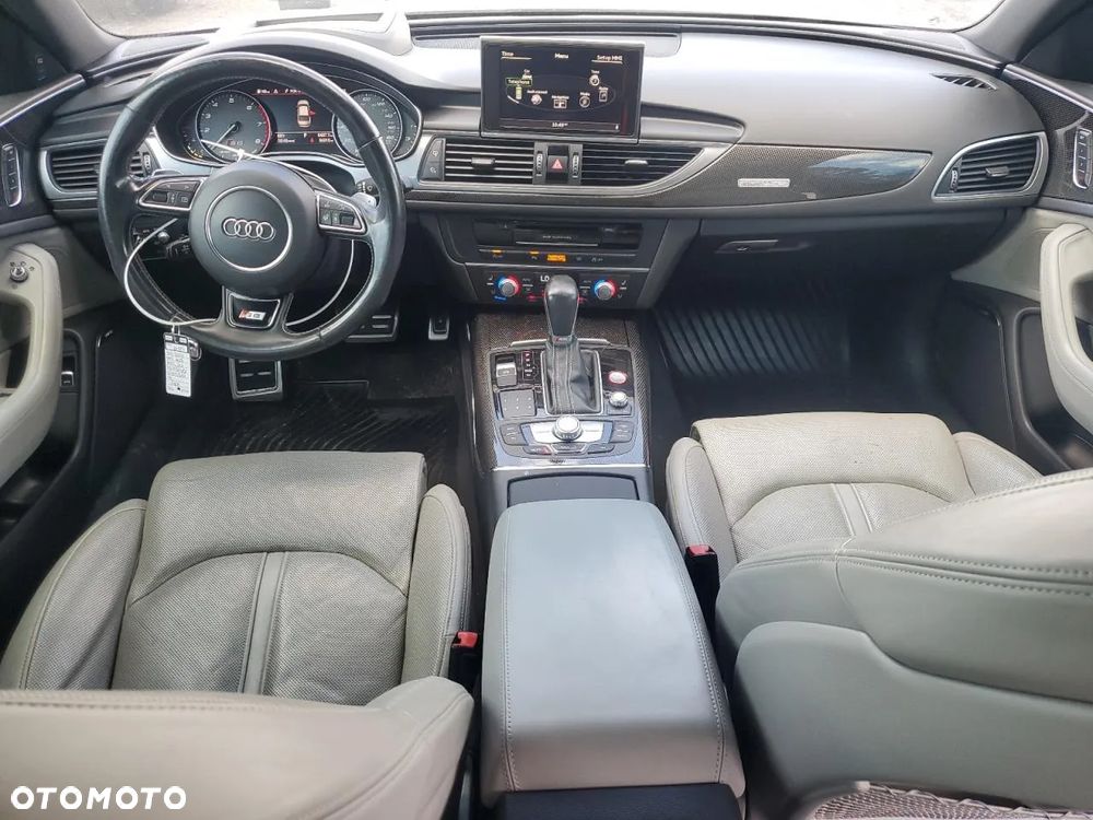 Audi S6 Limousine - 8