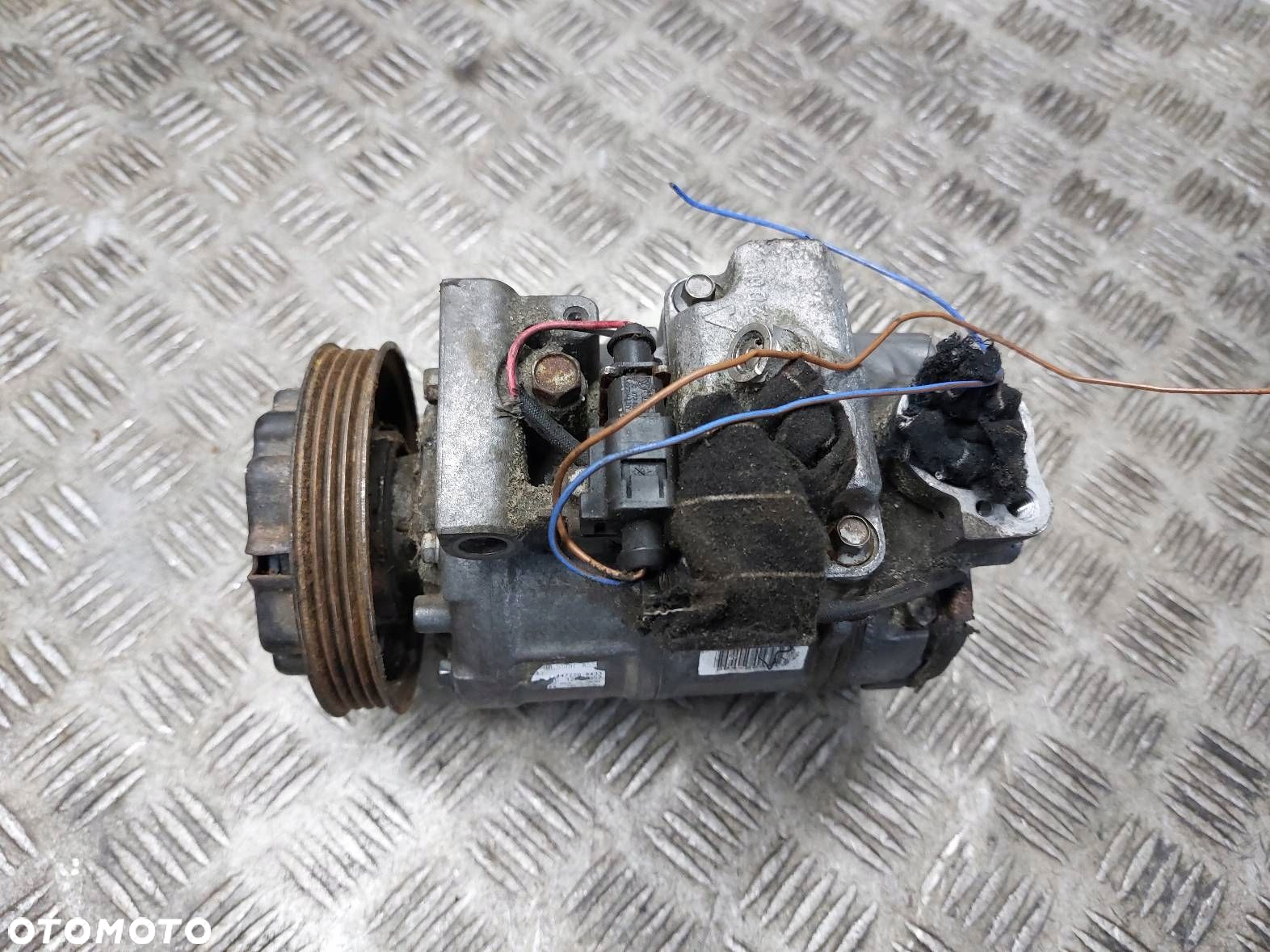 SPRĘŻARKA KOMPRESOR KLIMATYZACJI AUDI A4 B6 2.5 TDI 447220-8433 - 3