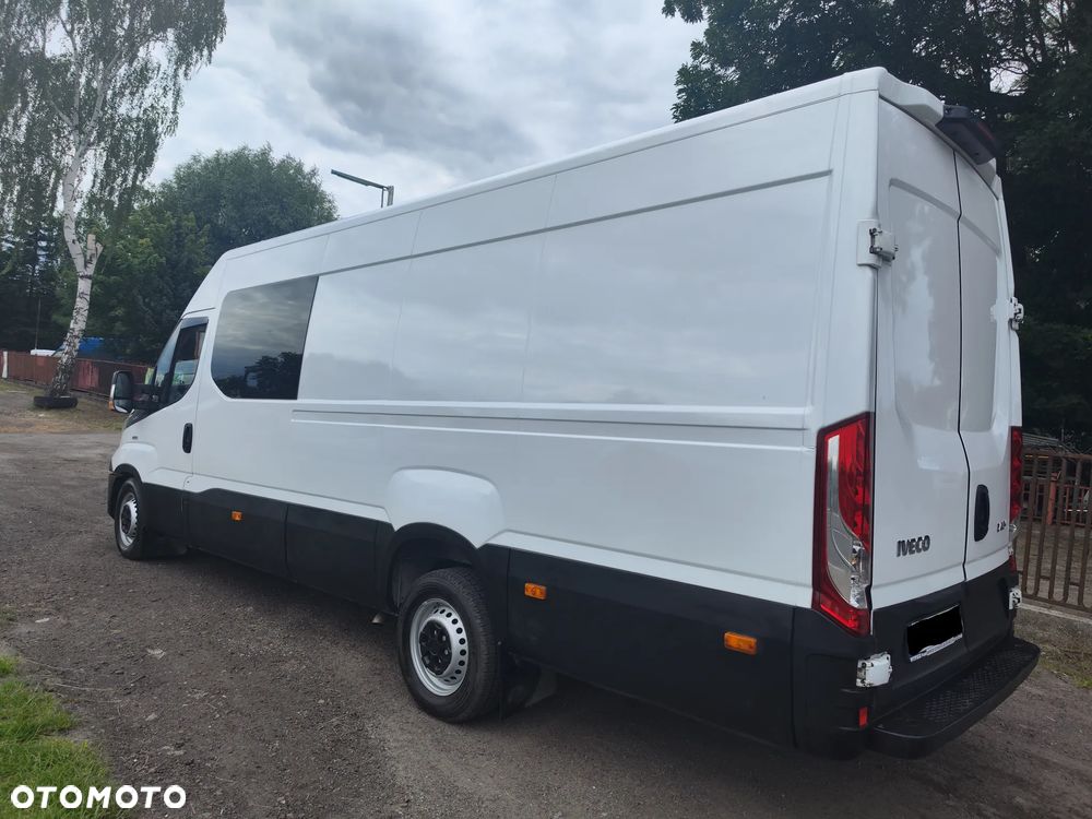 Iveco Daily 35S14 maxi brygadówka 7 osób - 6