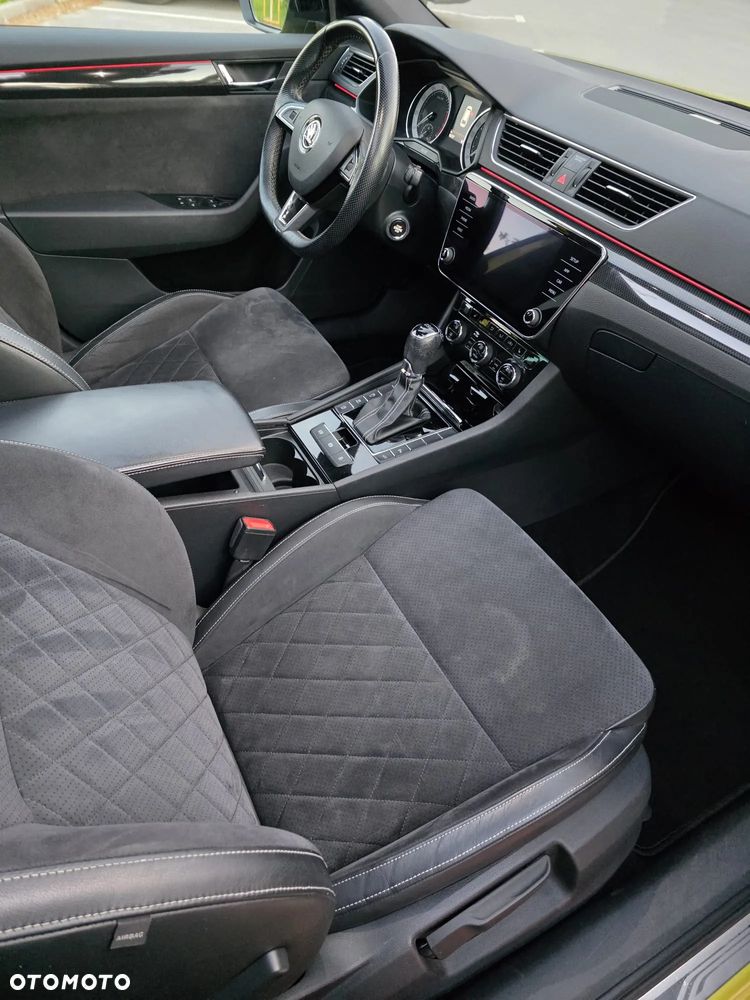 Skoda Superb 2.0 TSI Active DSG - 21