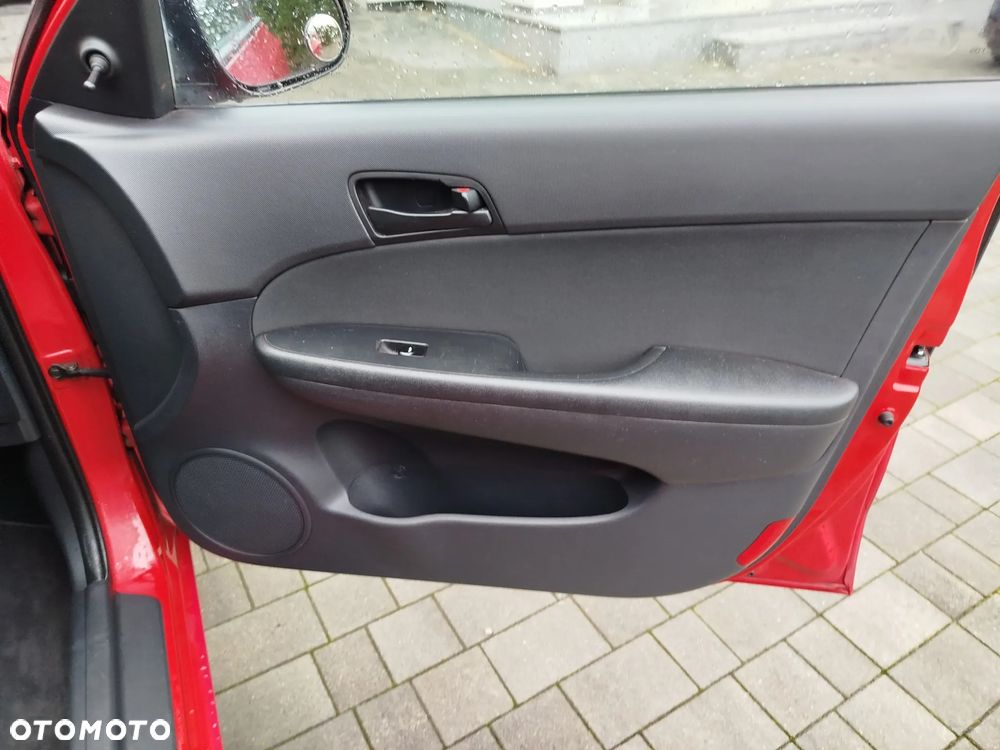 Hyundai i30 1.4 Base - 10