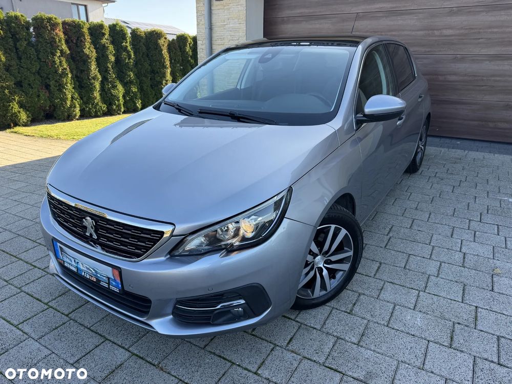 Peugeot 308 2019 photo 2