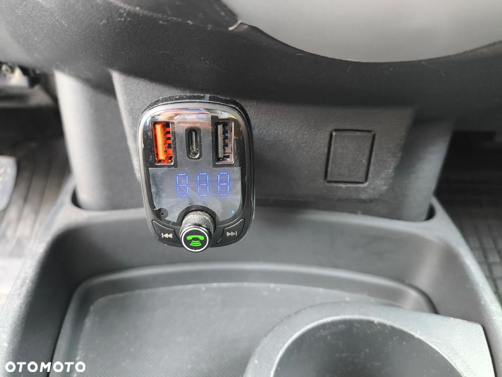 Toyota Yaris 1.3 Luna A/C - 13
