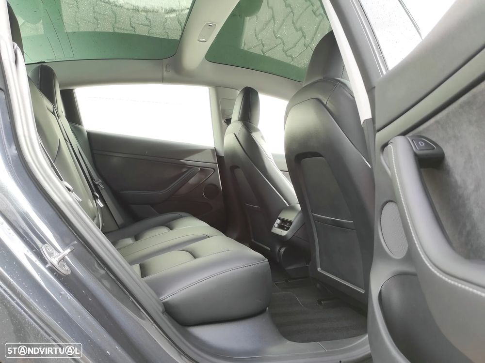 Tesla Model 3 Standard Range Plus RWD - 27