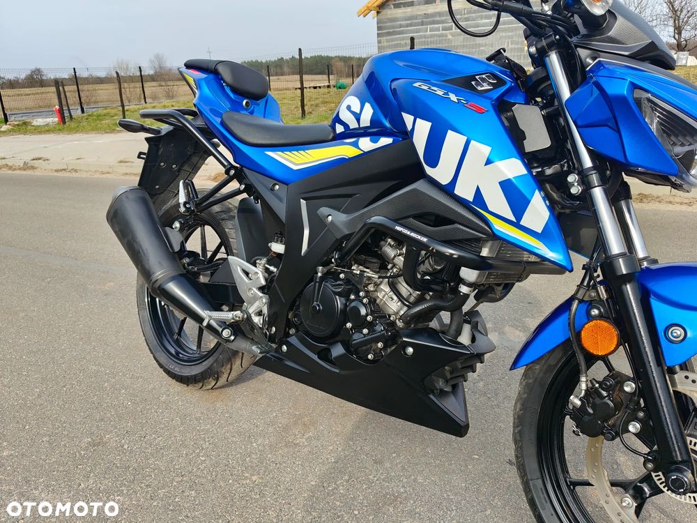Suzuki GSX - 8