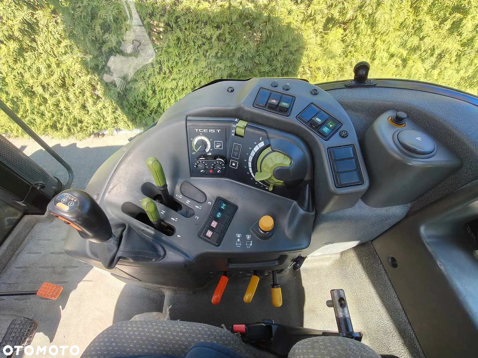 Claas Arion 410 CIS - 7