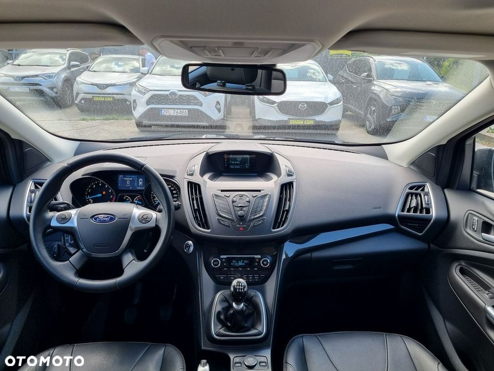 Ford Kuga 1.5 EcoBoost 2x4 Titanium - 14