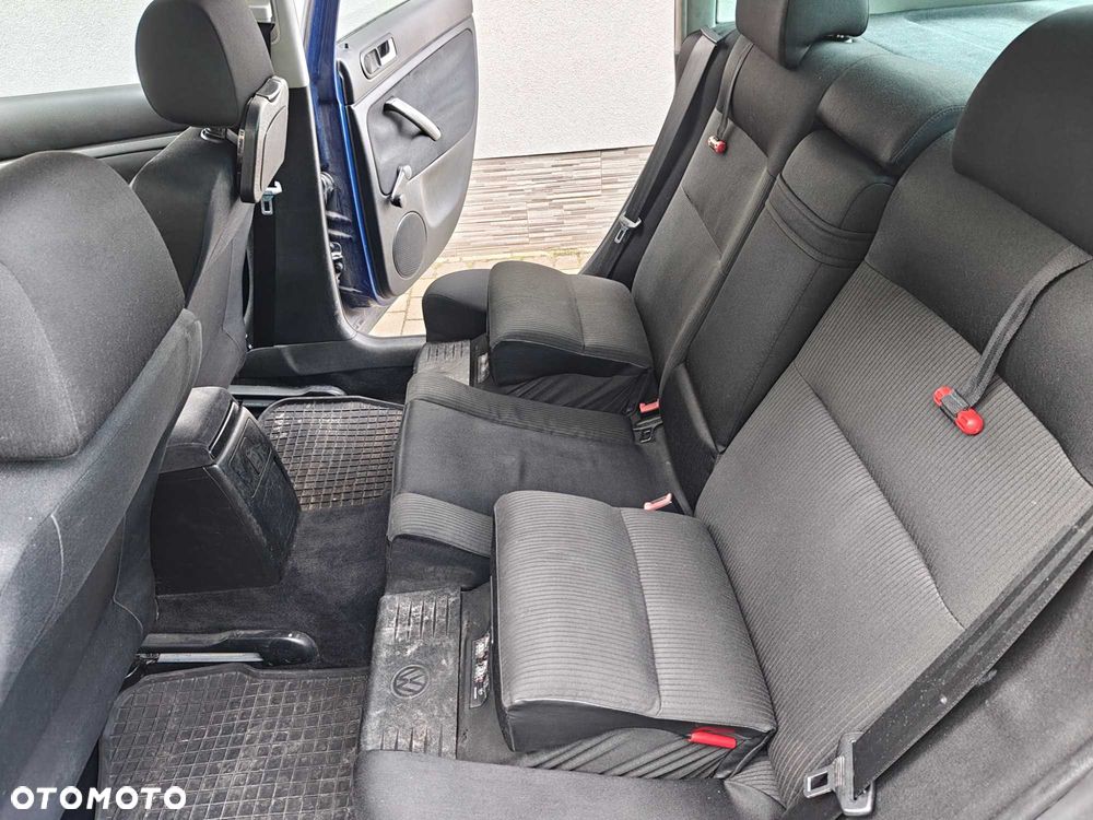 Volkswagen Passat - 7
