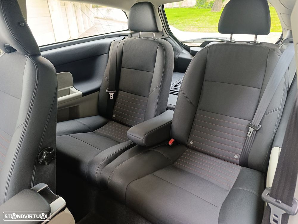 Volvo C30 1.6 D Drive 99g Momentum Start/Stop - 19