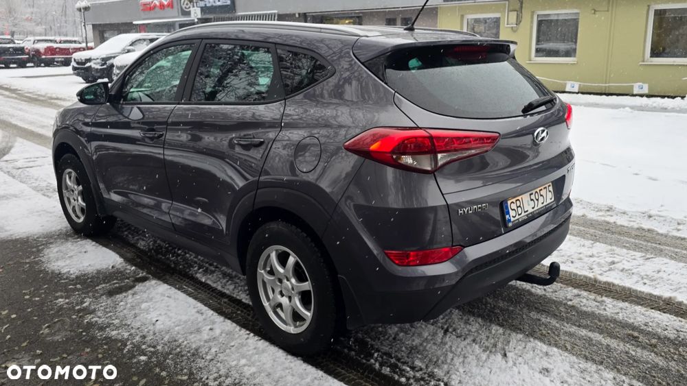 Hyundai Tucson 1.6 GDI BlueDrive Comfort 2WD - 23