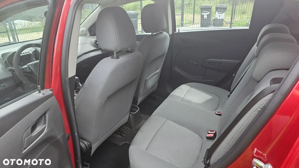 Chevrolet Aveo 1.2 LS - 8