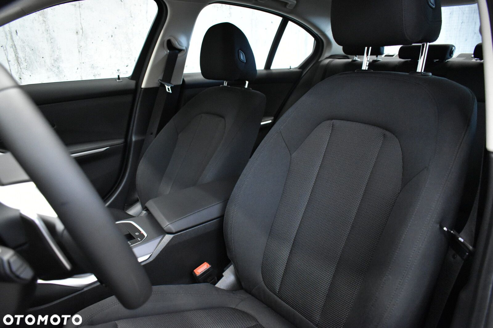 BMW Seria 3 318i - 10