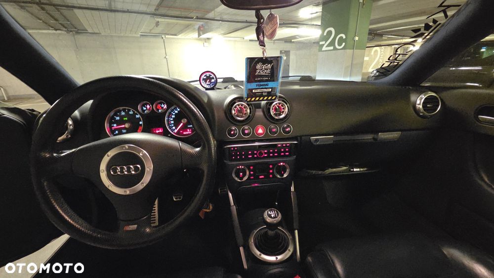Audi TT Coupé - 5