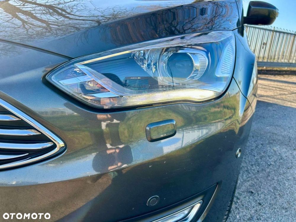 Ford Grand C-MAX - 19