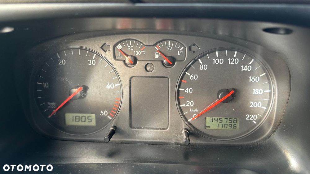 Volkswagen Transporter - 9
