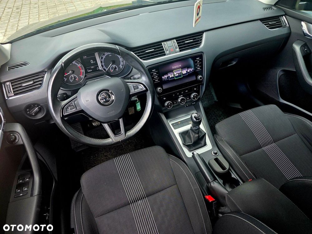 Skoda Octavia 1.4 TSI Ambition - 22