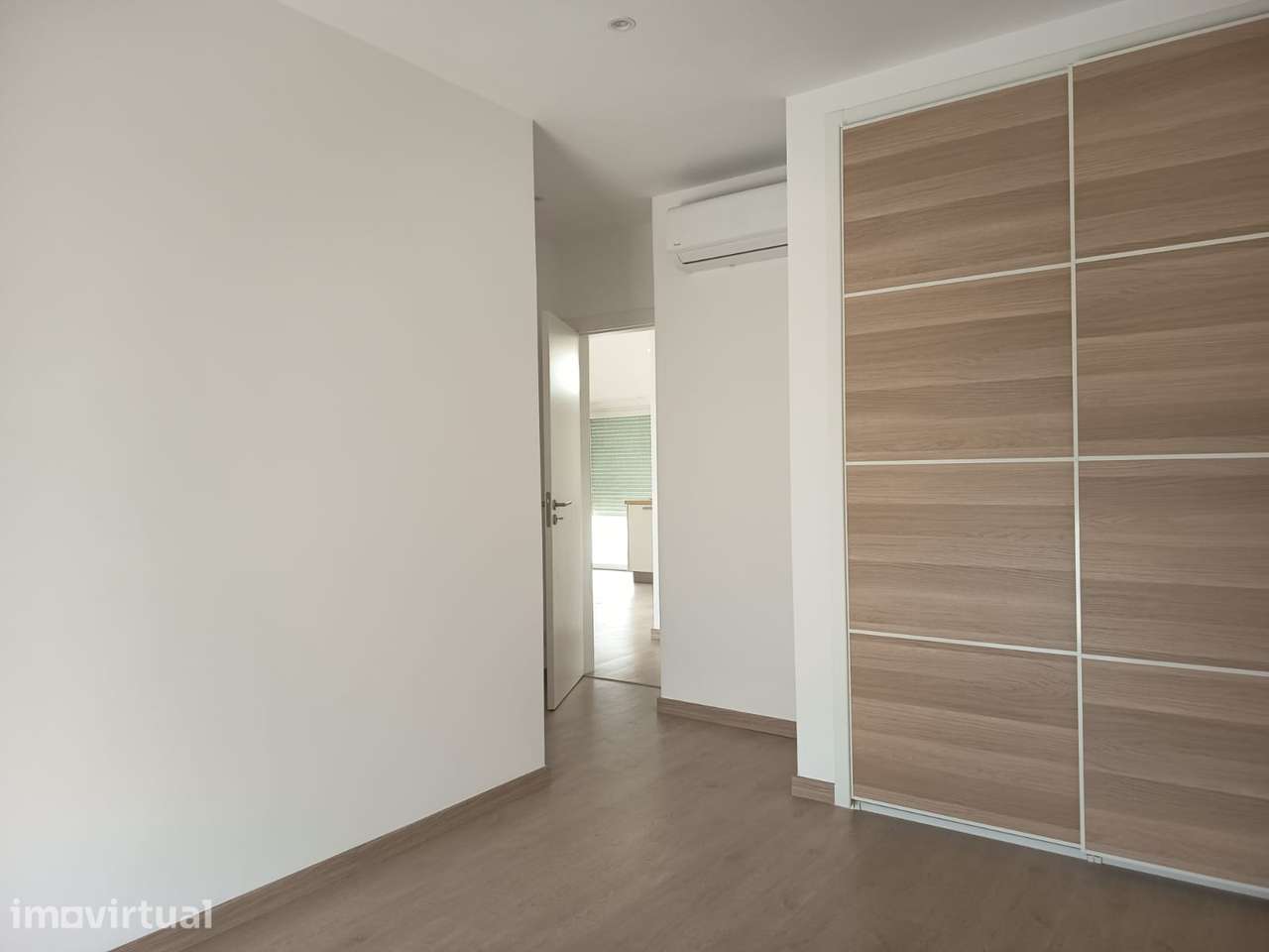 Excelente apartamento T4 grande c/novo no Barreiro junto rio - Grande imagem: 4/8
