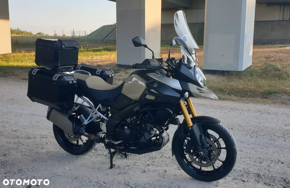 Suzuki V-STROM - 2