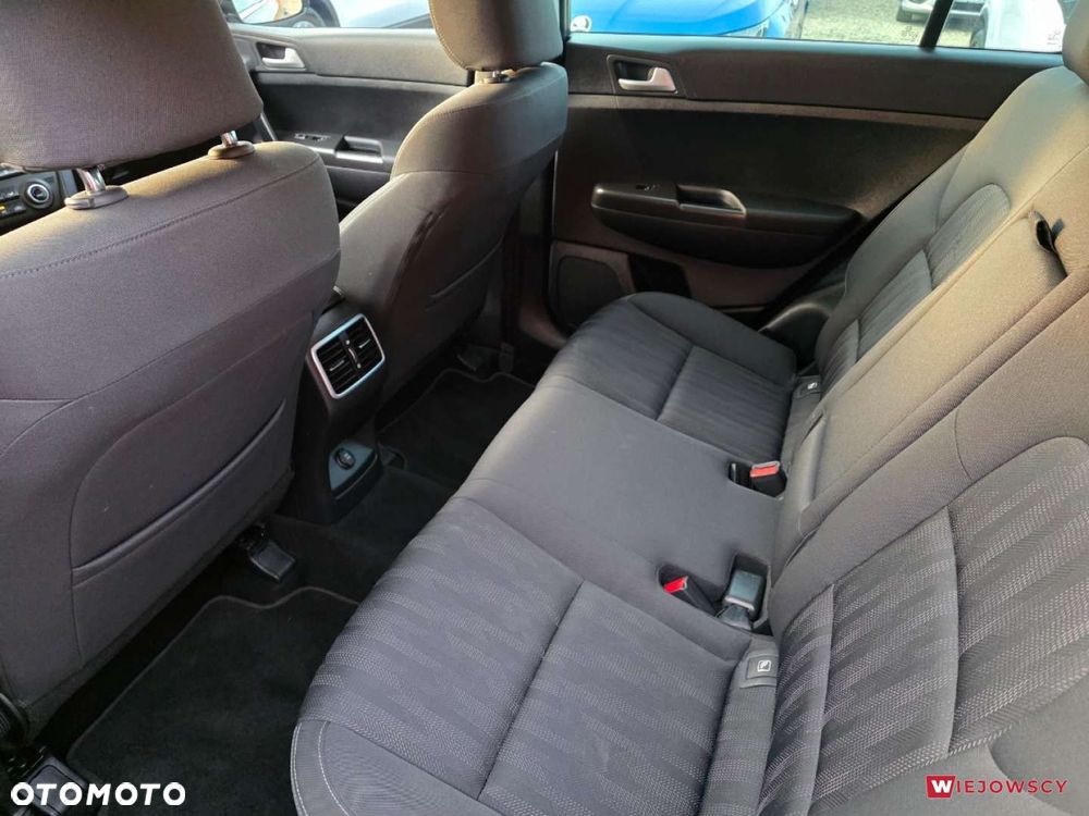 Kia Sportage - 16